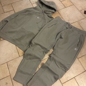 Kith Russel Athletic Collab Track Suit Sweatsuit Mens size XL Beige Tan